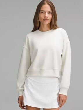 Lululemon NWT 🆕 Sweatshirts Softstreme Perfectly Oversized Cropped Crew 6